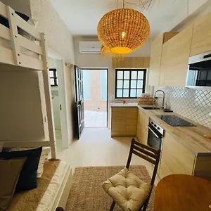 Tiny House , Armacao de Pera Portugal